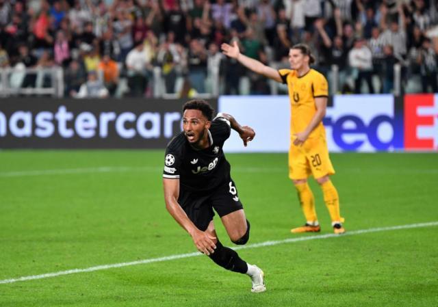 1758076129011060386.jpg Lloyd-Kelly-celebrate-Juventus-Dortmund-1024x719.jpg